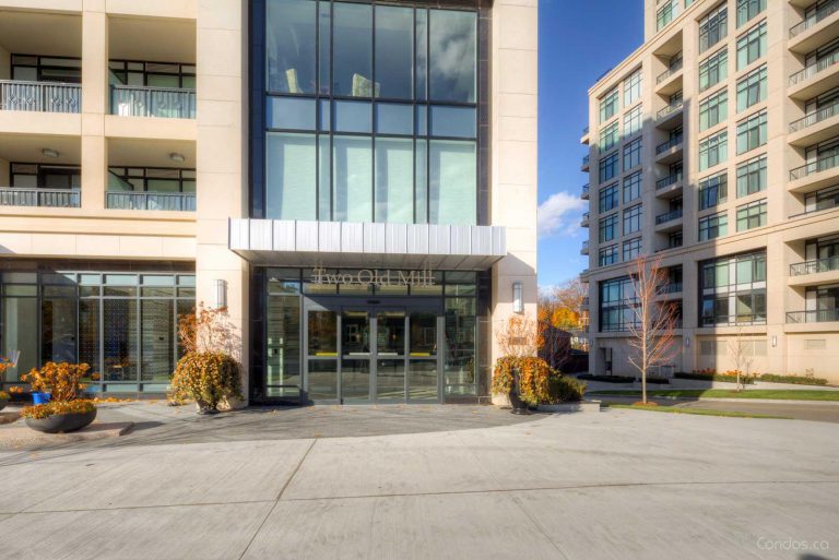 Brownstones On Bloor