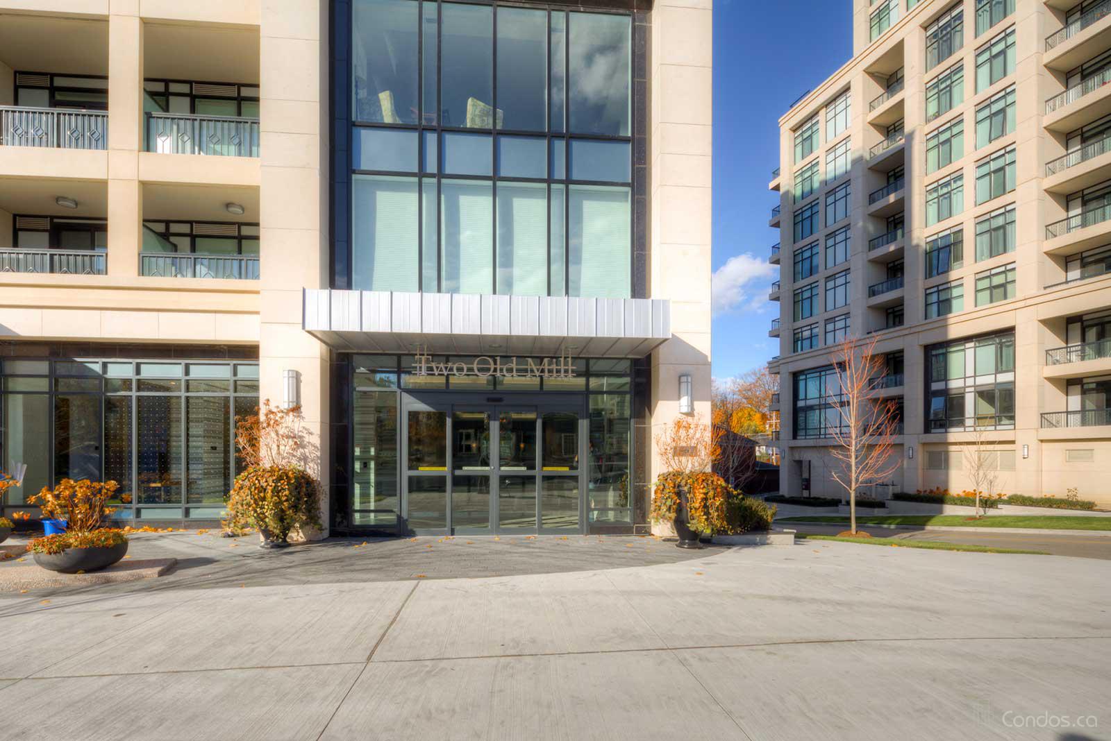 Brownstones On Bloor