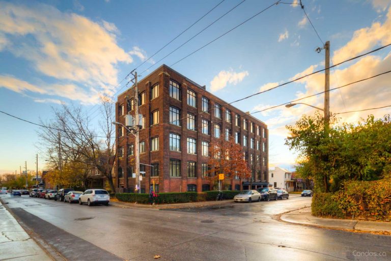 LIBERTY VILLAGE TOWNHOMES