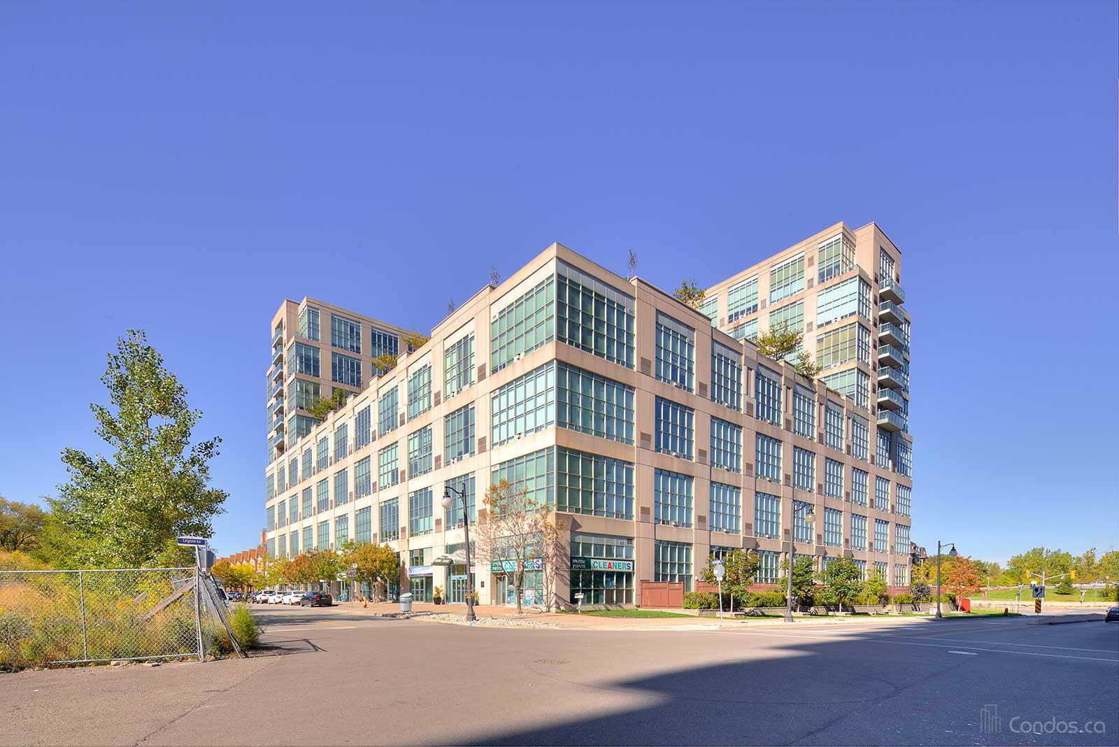 Grand Harbour Townhomes