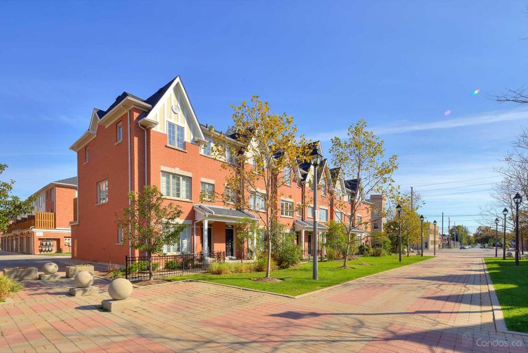 Riva Del Lago Condominium