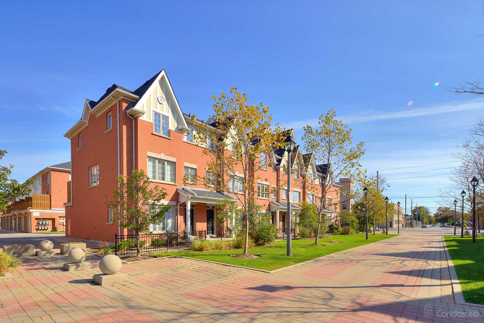 Riva Del Lago Condominium