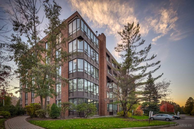 700 The Queensway Condos