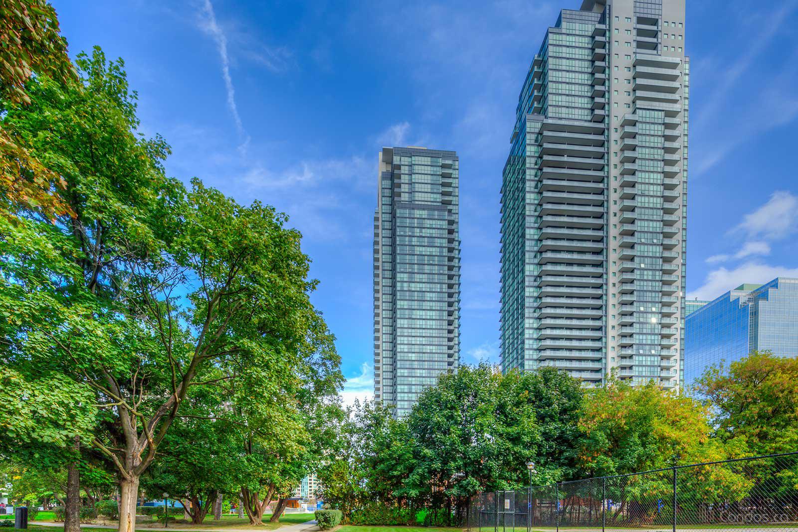 Monocle Condominiums