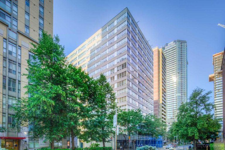 One St Thomas Residences