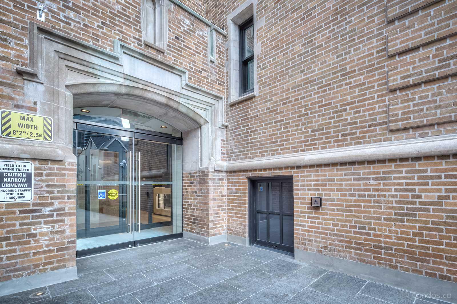 33 Avenue Road Condos