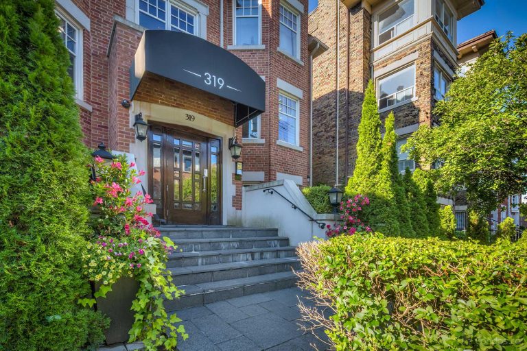 Churchill Park Condos