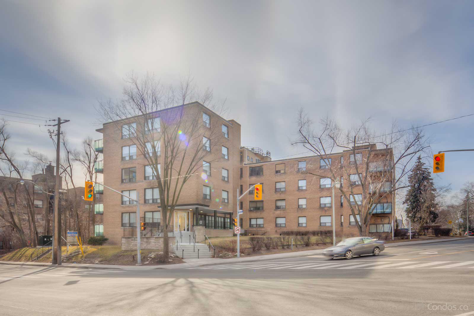 ZIGG CONDOS at 223 St Clair Ave W
