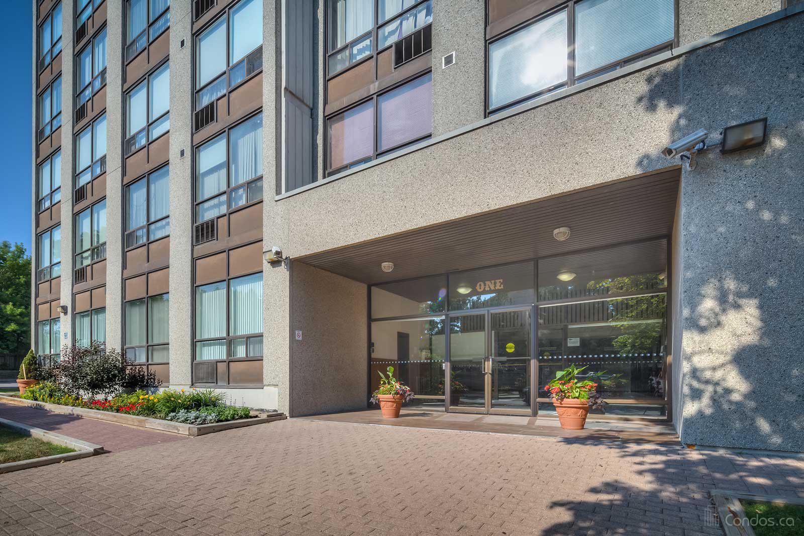 Woodside Pointe