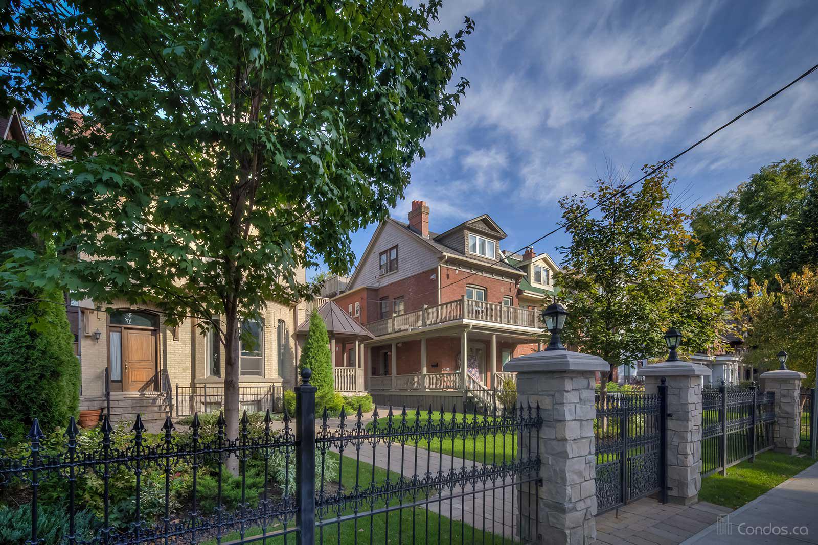 The Four Courts Cabbagetown