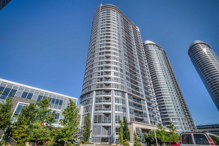 Townhomes At Metrogate